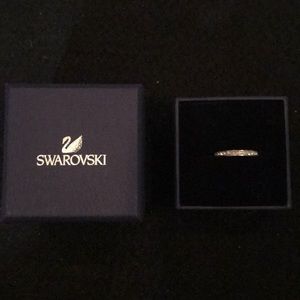 Swarovski ring - size 5